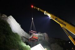 East Hill Lift cars being unloaded 5 Sep 2023 02